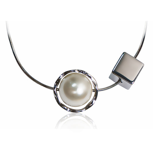 Modern Pearl Pendant Geometric Cube Necklace