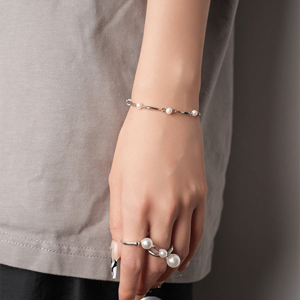 Elegant Adjustable Pearl Bracelet